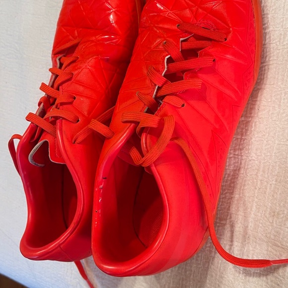 neon orange sneakers - Picture 2 of 7